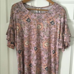 Agnes & Dora Frill sleeve top